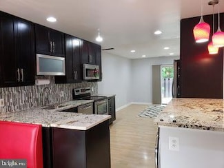 1329 Northgate Square, Reston, VA 20190