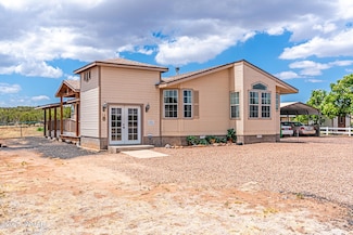 28 Green Dr, Concho, AZ 85924