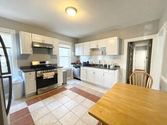 9 Taft St Unit 2, Dorchester, MA 02125
