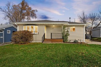 908 Regent St NE, Cedar Rapids, IA 52402