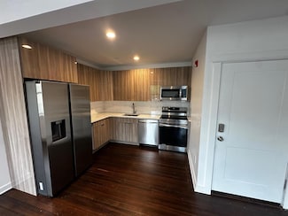 108 N Division St Unit 201, Peekskill, NY 10566