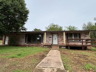 1802 E Oak Ave, Enid, OK 73701
