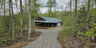 36472 Kern Rd, Nelsonville, OH 45764