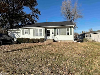 211 Elmdale Ave, Ottumwa, IA 52501
