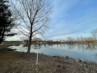 42 Nightingale Cir, Camargo, IL 61919