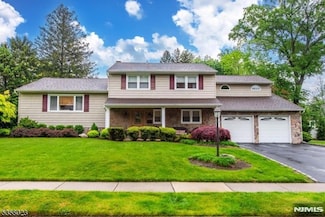 121 Baldwin Terrace, Wayne, NJ 07470