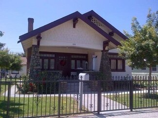684 E Mission Blvd, Pomona, CA 91766