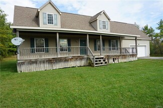 30 Sparrowhawk Point Rd, Lisbon, NY 13658