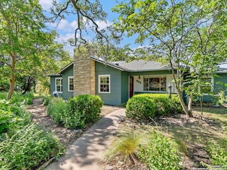 131 Bess St, Boerne, TX 78006