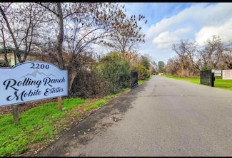 2200 Jewell Ln, Redding, CA 96001