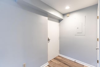 127 W 9th St, Cincinnati, OH 45202