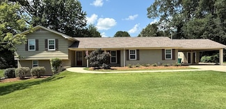 2012 Van St, Tupelo, MS 38804