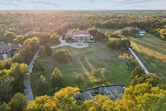 1900 Shady Oaks Dr, Southlake, TX 76092