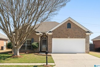 468 Daventry Cir, Calera, AL 35040