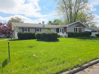200 Pioneer Ave, Sturgis, MI 49091