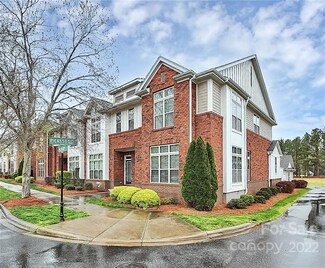14204 Baudelaire Ct, Davidson, NC 28036