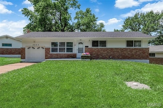 9865 Lawnview Dr, Saint Louis, MO 63136