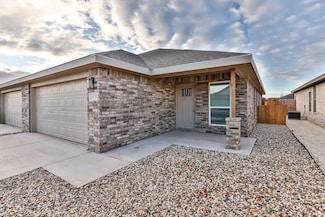 5517 Kemper St, Lubbock, TX 79416