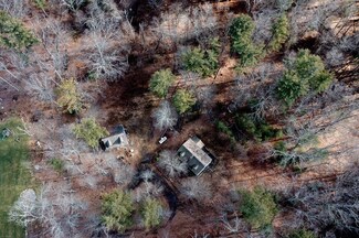 9 Elm St, Medway, MA 02053