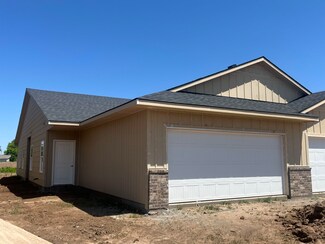 2023 N Reece St, Wichita, KS 67052