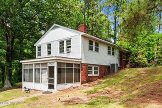 6730 Hill St, Grifton, NC 28530