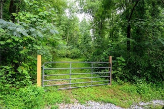 11094 Old 441 S, Lakemont, GA 30552