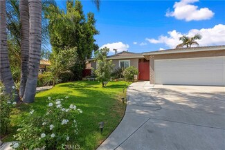 4027 N Walnuthaven Dr, Covina, CA 91722