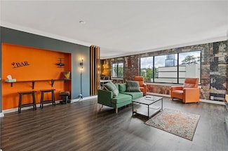 3481 Lakeside #901 Dr NE, Atlanta, GA 30326