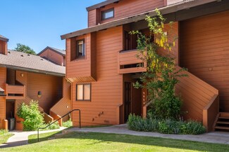103 Meadow Ln Unit 8, Mammoth Lakes, CA 93546