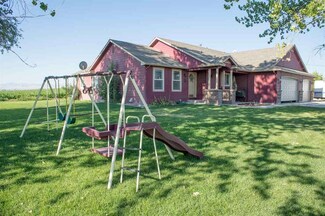 8741 Melmont Rd, Melba, ID 83641