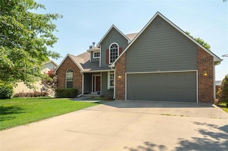 1315 S Redbud St, Ottawa, KS 66067