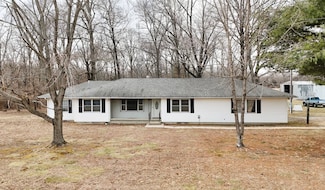 1761 County Road 1125 E, Cisne, IL 62823