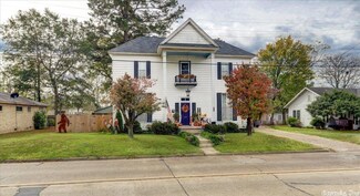 1119 Caddo St, Arkadelphia, AR 71923