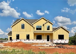 465 Races Rd, Hoschton, GA 30548