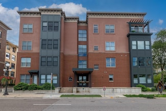 445 Wacouta St Unit 306, Saint Paul, MN 55101