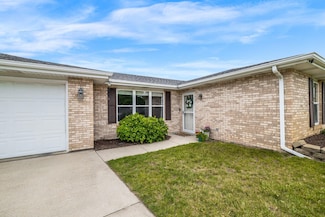 508 Fir Ct NW, Demotte, IN 46310