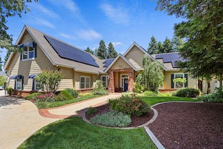 3074 Clear Water Ct, Redding, CA 96002