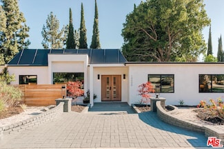 19500 Mayall St, Northridge, CA 91324