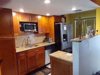 3099 NW 48th Ave Unit 354, Lauderdale Lakes, FL 33313