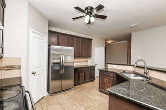 2121 Lorrie Ln, Weatherford, TX 76087