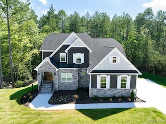 12731 Dell Hill Ct, Chester, VA 23831