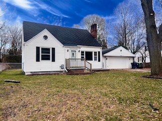 1060 Cross St, Saginaw, MI 48602