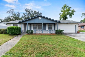 1721 Gumtree Dr, Orange Park, FL 32073