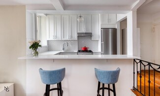 200 W 20th St Unit 1003, New York, NY 10011