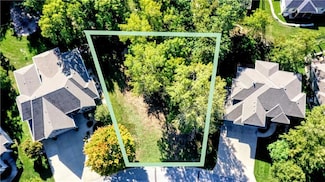 951 E 121st Terrace, Olathe, KS 66061