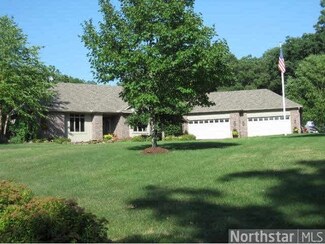 11491 Hillcrest Dr, Saint Paul, MN 55110