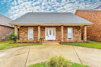 3112 Bradbury St, Meraux, LA 70075