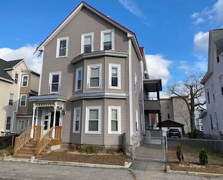 47 Blucher St, Manchester, NH 03102