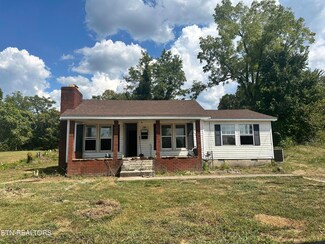 238 Riverview Dr, Sparta, TN 38583
