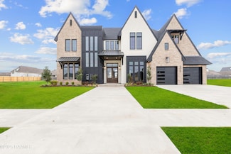 305 Sunset Palm Ct, Youngsville, LA 70592